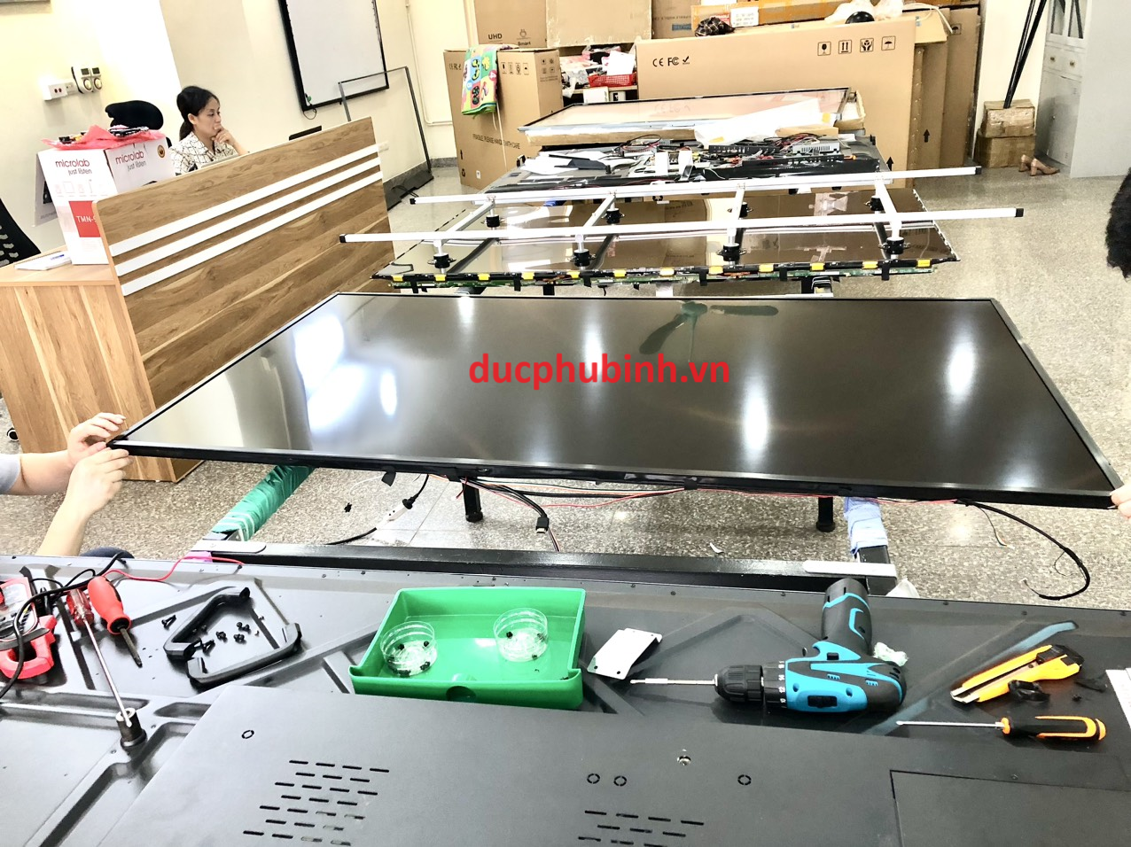 product-additional-image