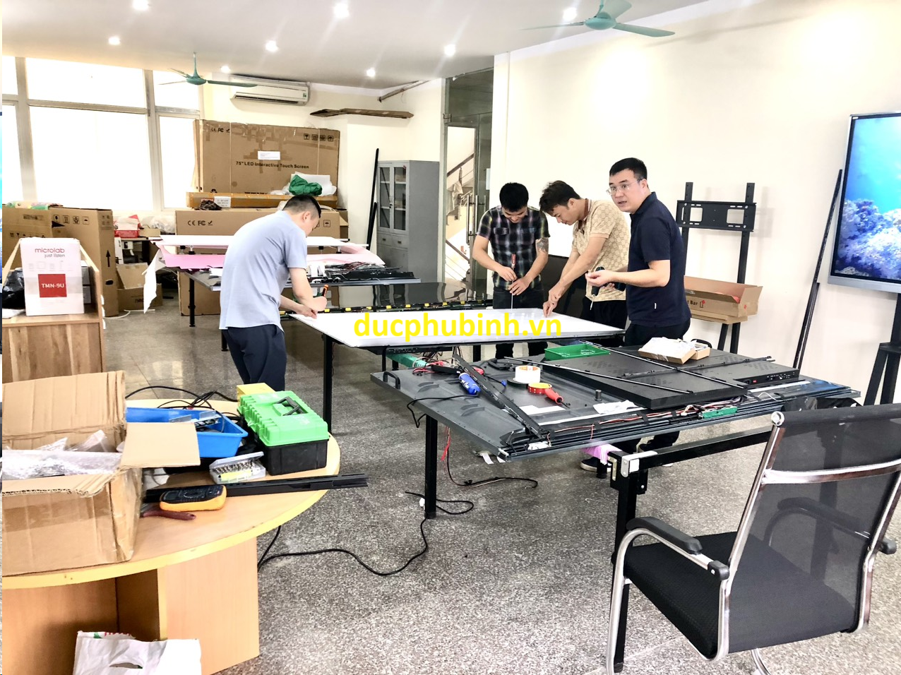 product-additional-image