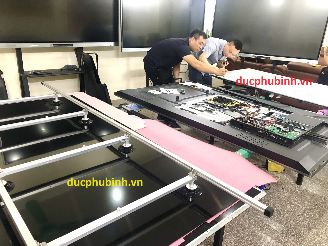 product-additional-image